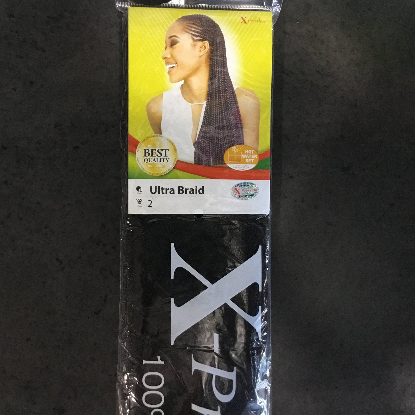 XPression Hair Ultra Braids 2 black natural brown