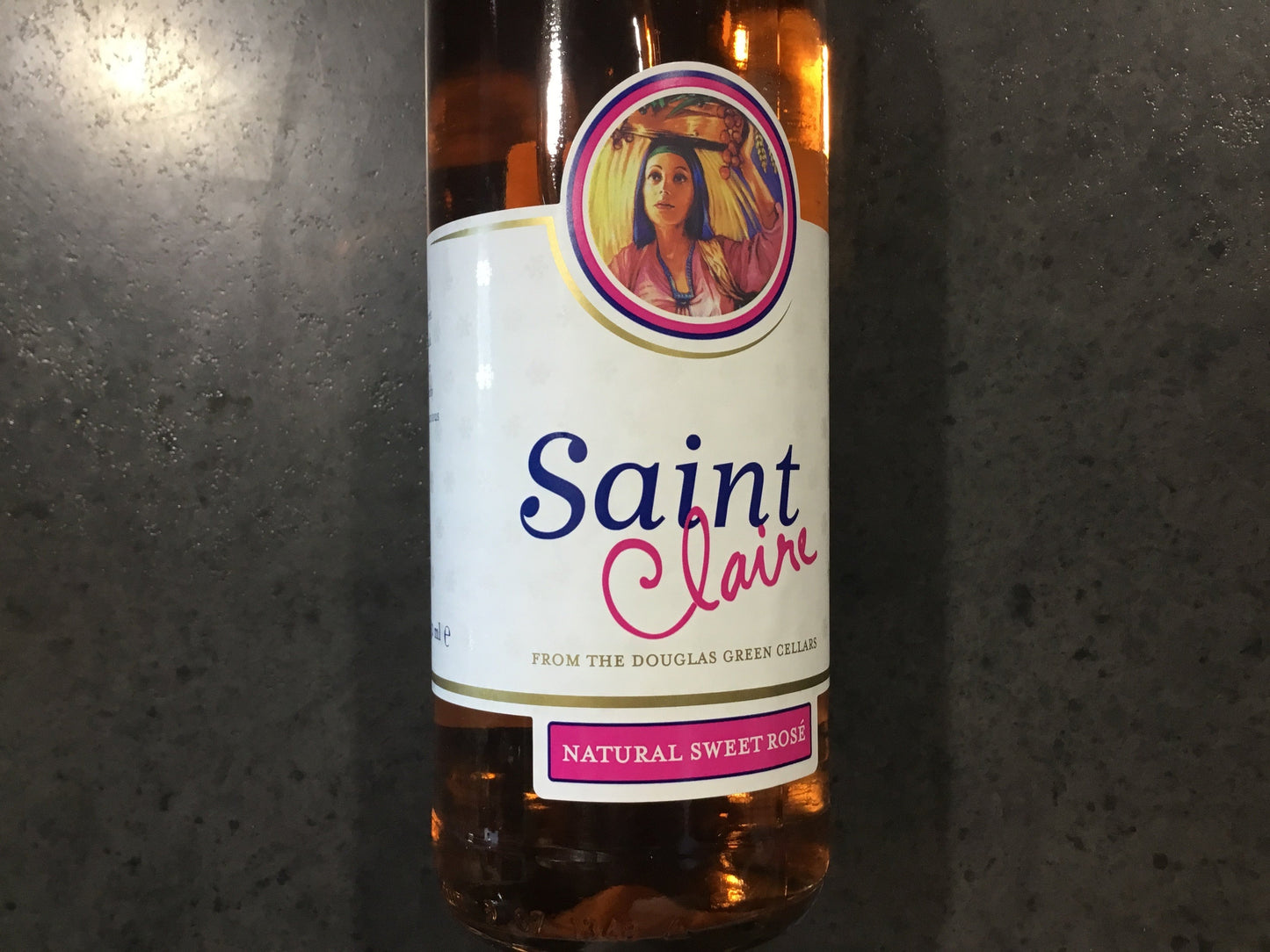 Douglas Green Saint Claire 750ml