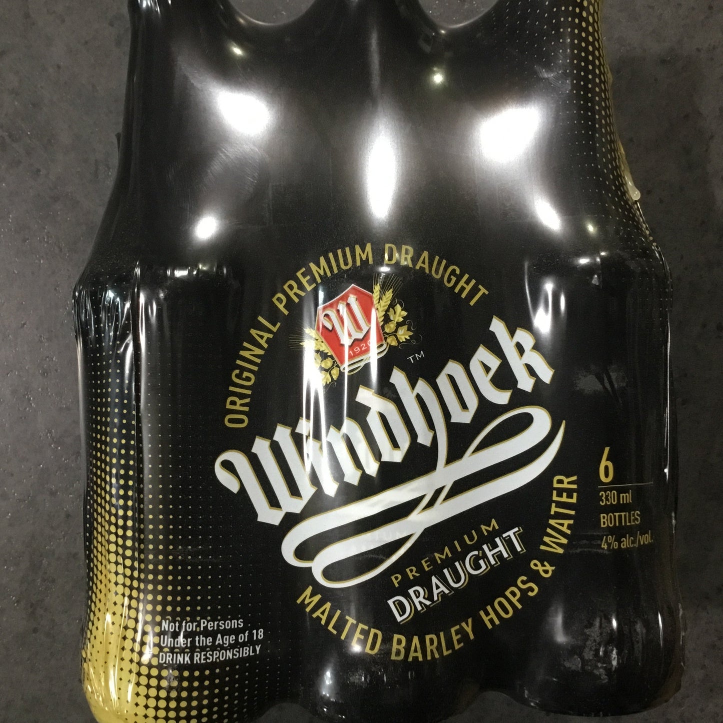 Windhoek Draught 330ml 6 pack
