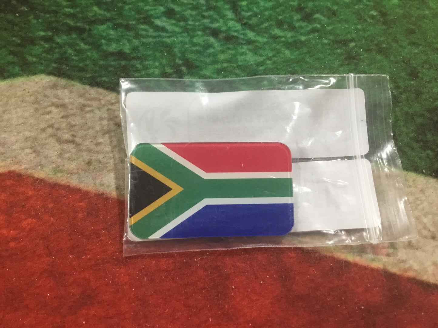 SA Flag Badge Pin