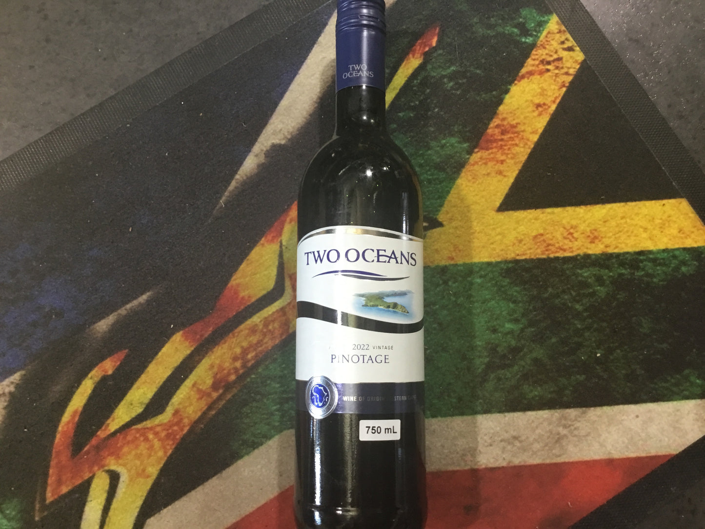 Two Oceans Pinotage 750ml