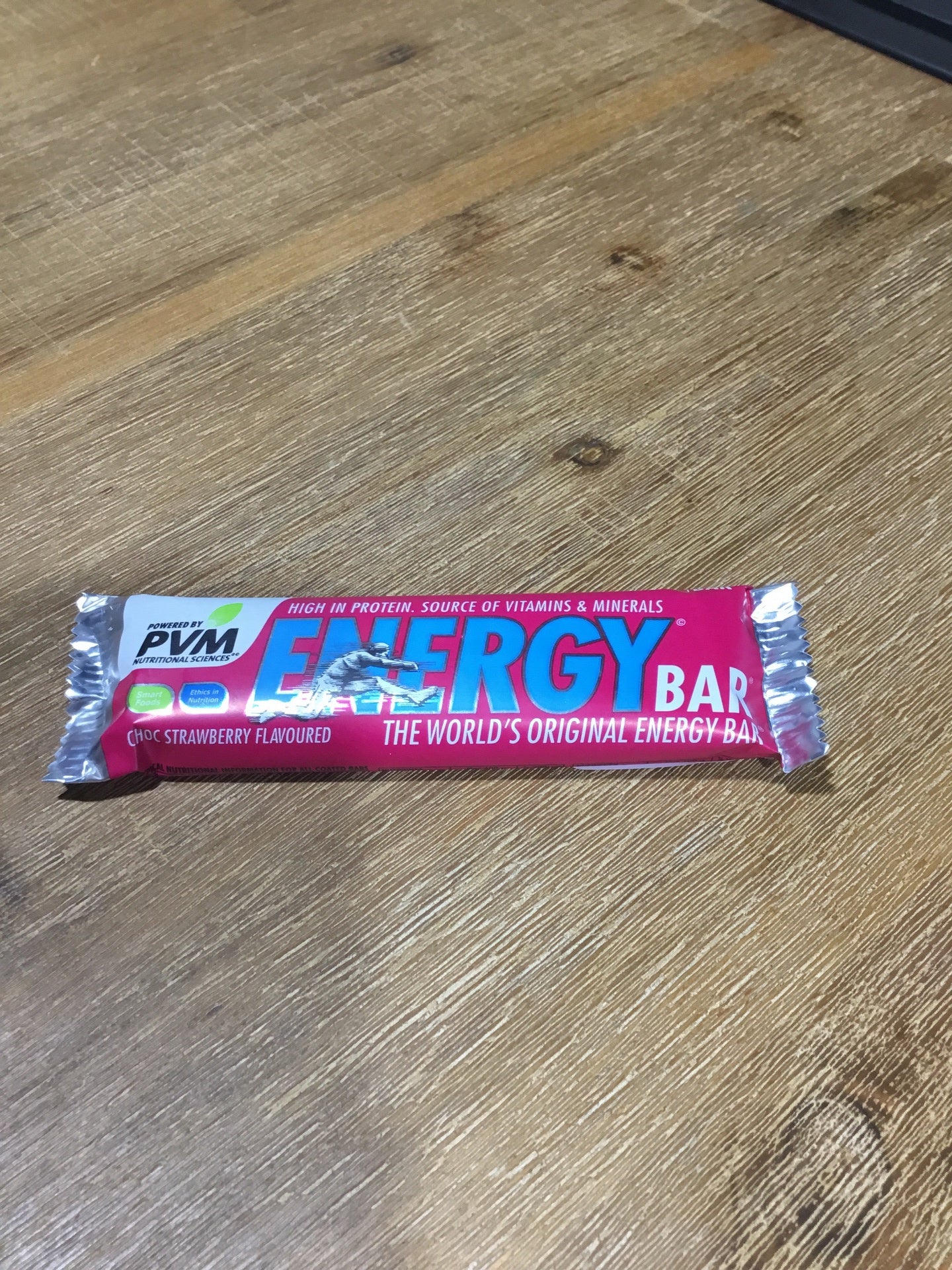 PVM Energy Bar - Choc Strawberrry 45g