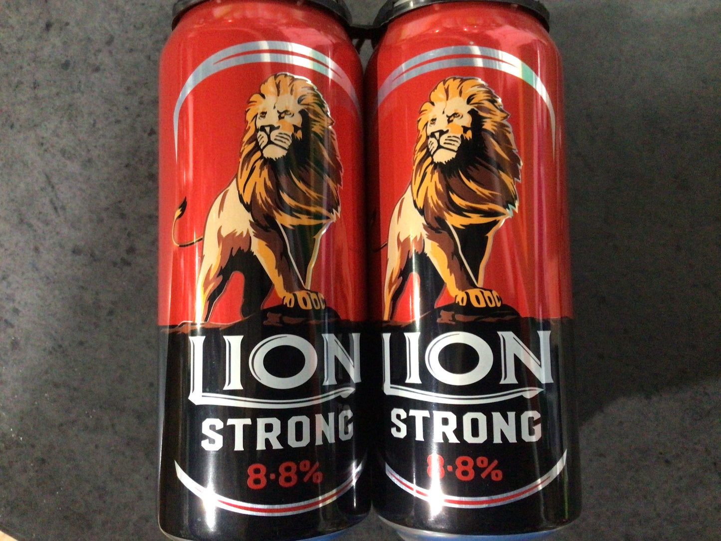 Lion Strong 8.8% SL 4 Pack