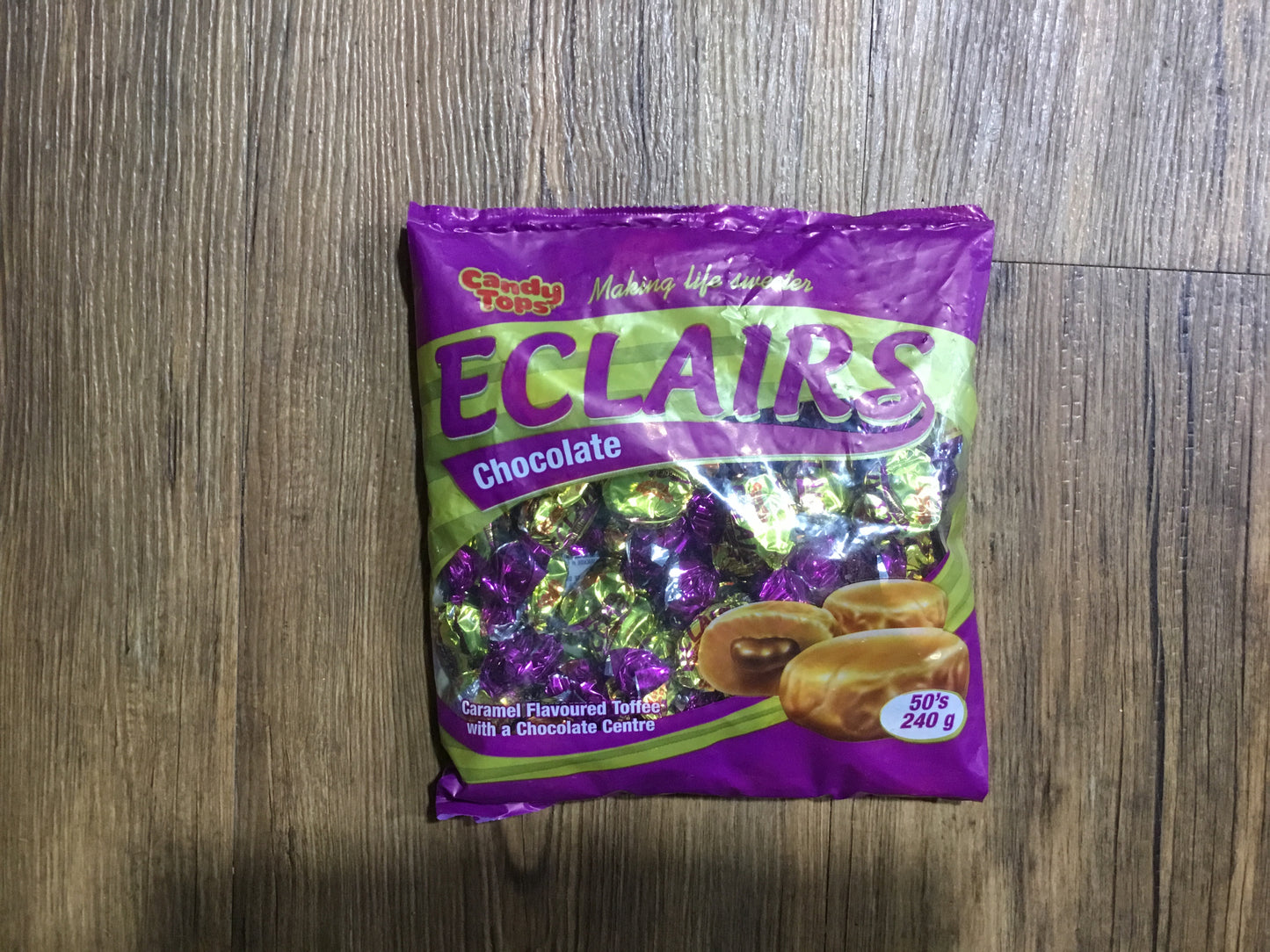 Candy Tops Eclairs 240g  50 bag