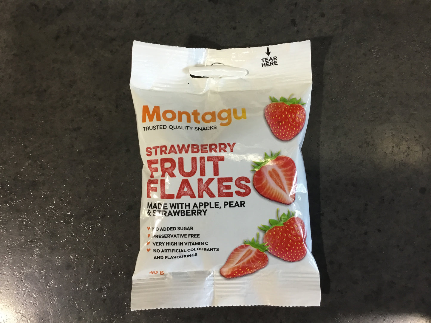 Montagu Strawberry Fruit Flakes 40g
